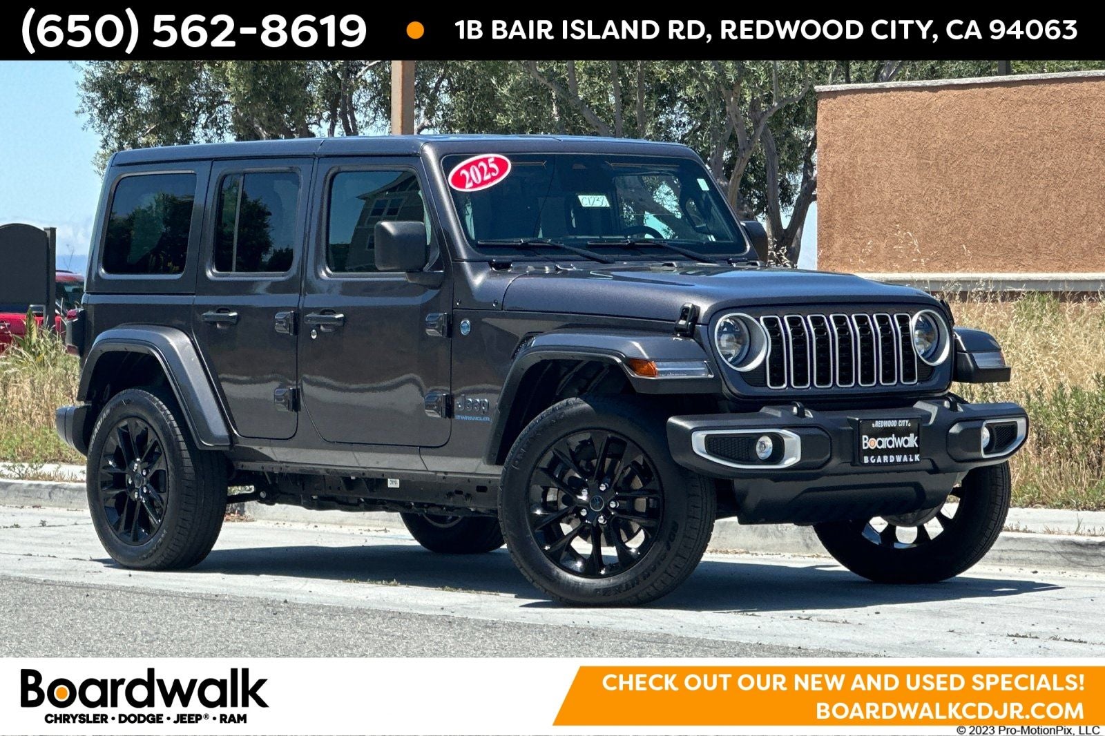 2025 Jeep Wrangler 4xe Sahara 4xe in Granite Crystal Metallic Clearcoat — front three-quarter view