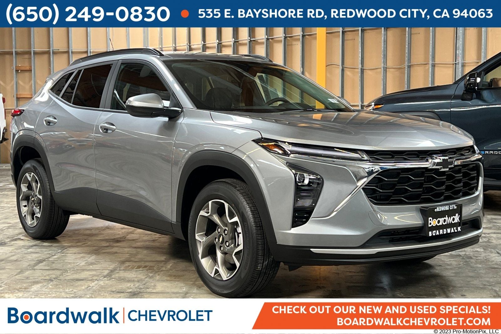 2025 Chevrolet Trax FWD LT in Sterling Gray Metallic — front three-quarter view