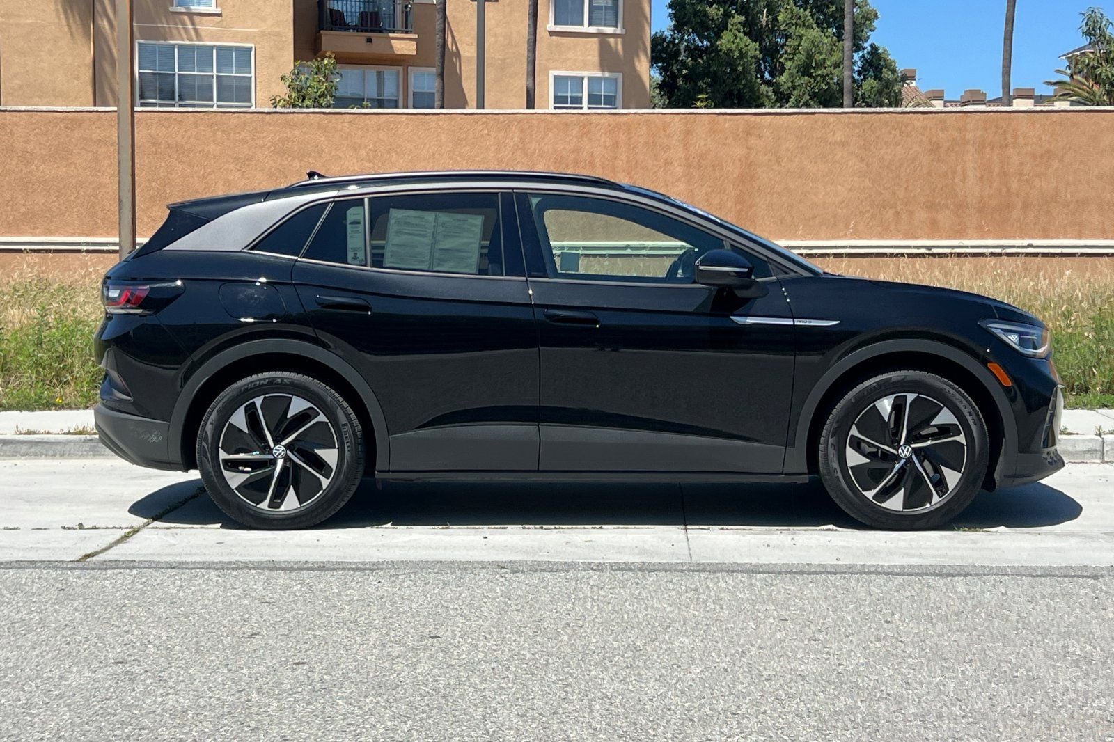 2022 Volkswagen Id.4 — rear three-quarter view